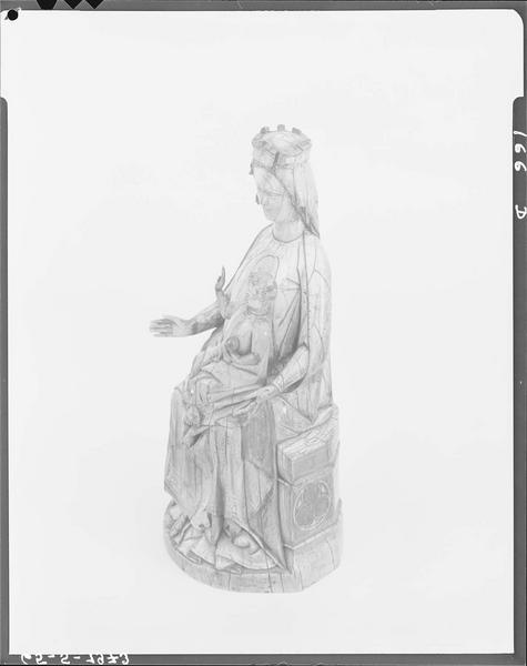 Statuette : Vierge à l'Enfant, de trois quarts gauche