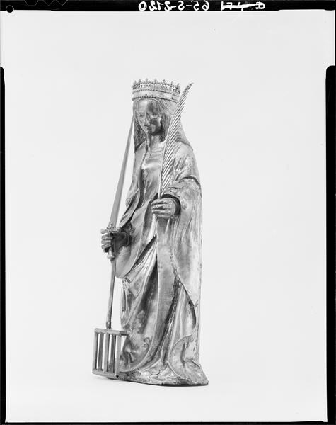 Statue : sainte Foy, de trois quarts gauche