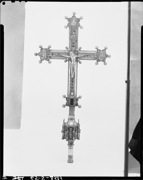 Croix de procession, face