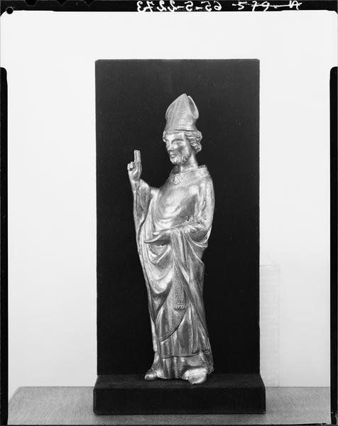 Statue (figurine d'applique) : saint Clair, de trois quarts gauche