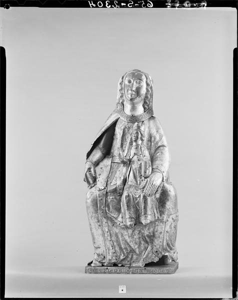 Statue : Vierge à l'Enfant assise, de face