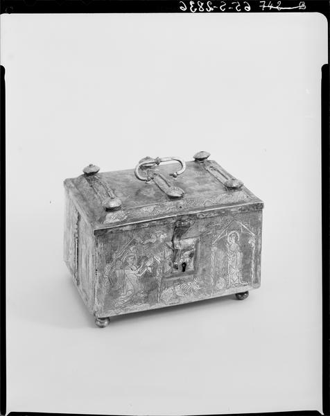Coffret (coffret de mariage), de trois quarts droit vu légèrement du dessus - © Ministère de la Culture (France), Médiathèque du patrimoine et de la photographie, diffusion GrandPalaisRmn Photo