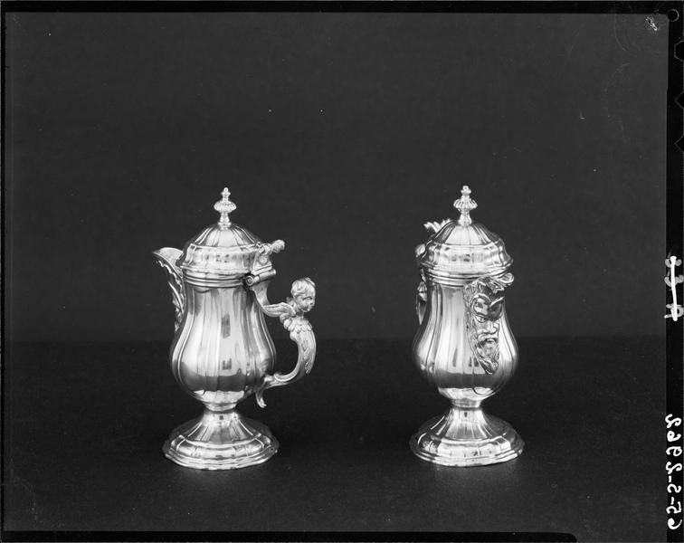 2 burettes époque Louis XV