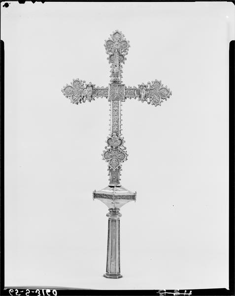 Croix de procession, revers