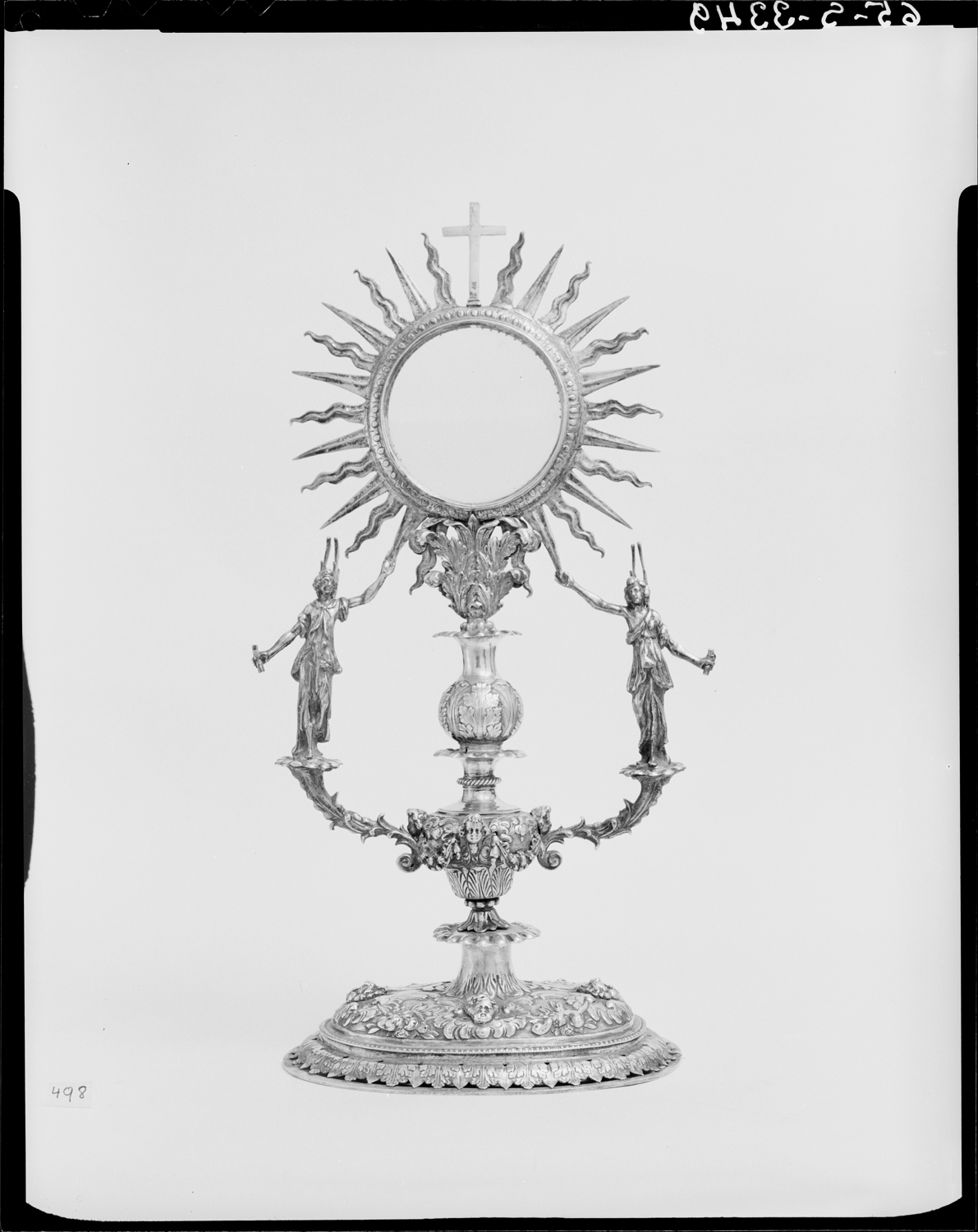 Ostensoir en argent repoussé et ciselé, ensemble de face