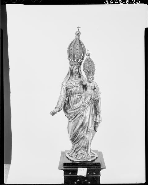 Statuette : Vierge à l'Enfant, de face