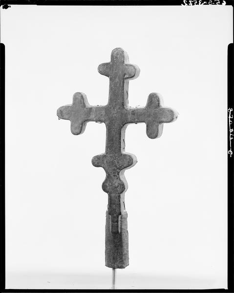 Croix de procession, étui