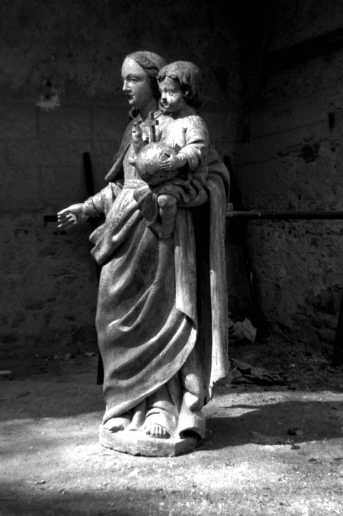 Statue : Vierge à l’Enfant