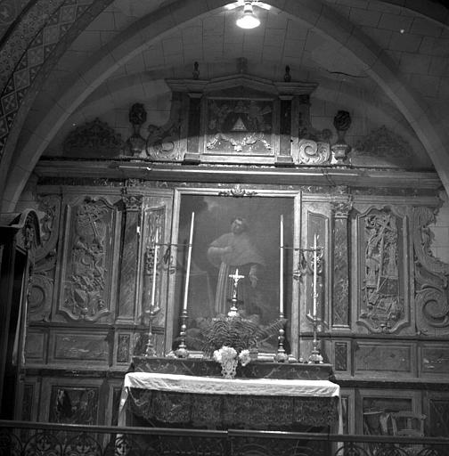 Retable en bois avec peinture de Charles Borromée (?) provenant d'une chapelle latérale