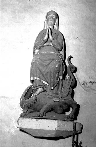 Statue de sainte Marguerite