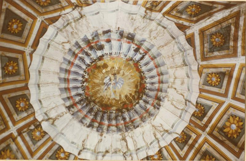 tableau (trompe l'oeil) clouée à la charpente du choeur, style Adam - © Ministère de la Culture (France), Médiathèque du patrimoine et de la photographie (objets mobiliers), tous droits réservés
