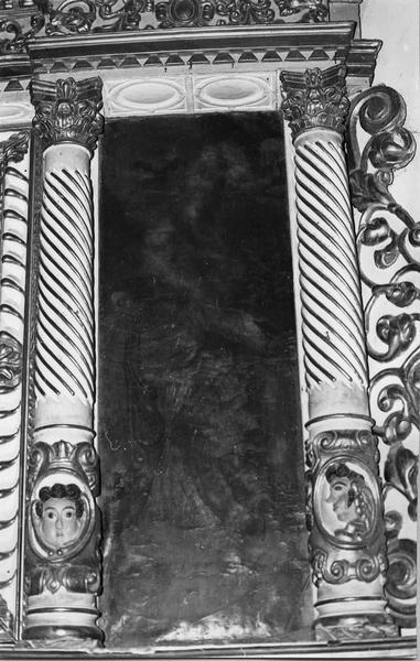 autel, retable, trois tableaux, statue de la Vierge : la Nativité, l'Annonciation, Vierge à l'Enfant à mi-corps, Vierge à l'Enfant, détail - © Ministère de la Culture (France), Médiathèque du patrimoine et de la photographie (objets mobiliers), tous droits réservés