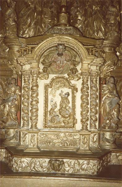 autel, retable, tabernacle, bas-relief, détail