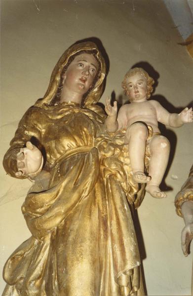 statue : Vierge à l'Enfant, détail - © Ministère de la Culture (France), Médiathèque du patrimoine et de la photographie (objets mobiliers), tous droits réservés