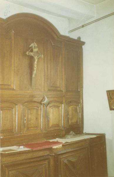 Armoire de sacristie