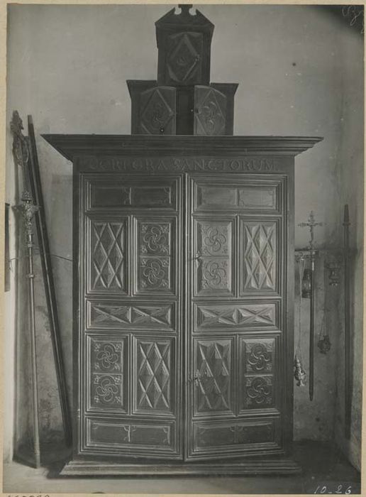 armoire à reliquaires, tabernacle