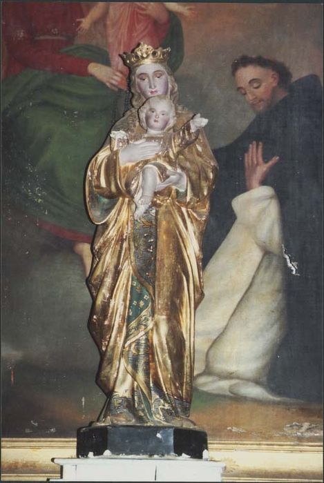 statue : Vierge à l'Enfant