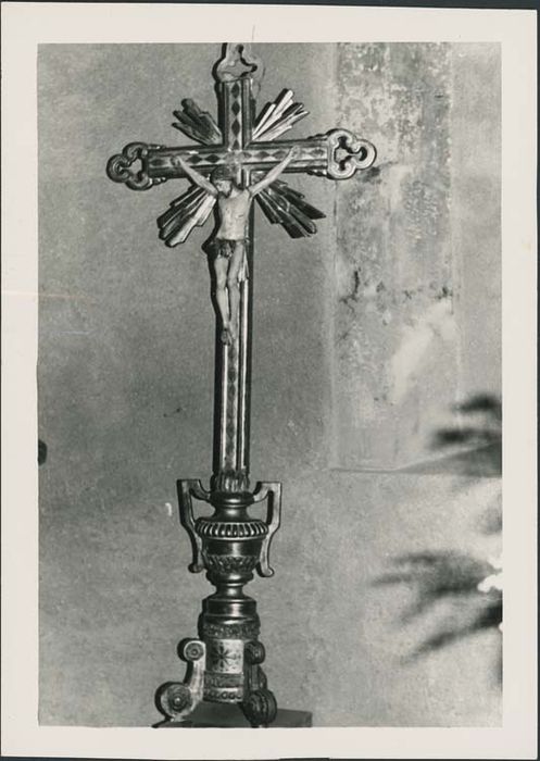 Croix d'autel