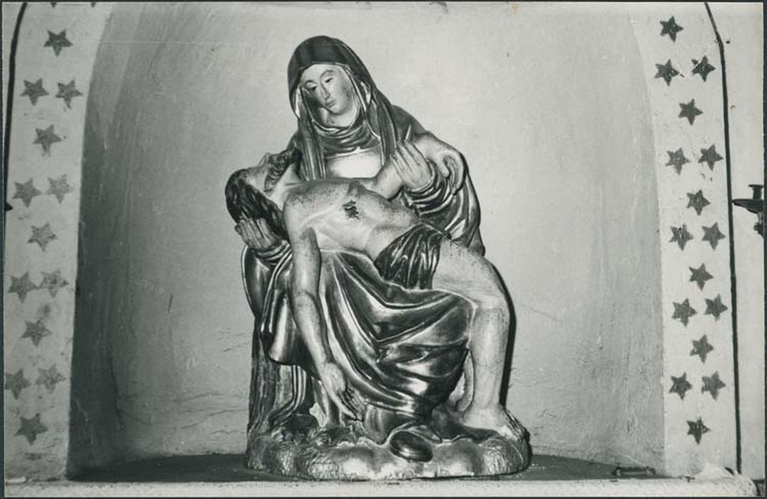 groupe sculpté : Vierge de Pitié