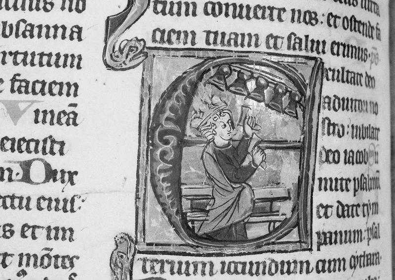 Manuscrit : bréviaire, lettrine historiée E représentant le roi David jouant du carillon (état après restauration de 1965)