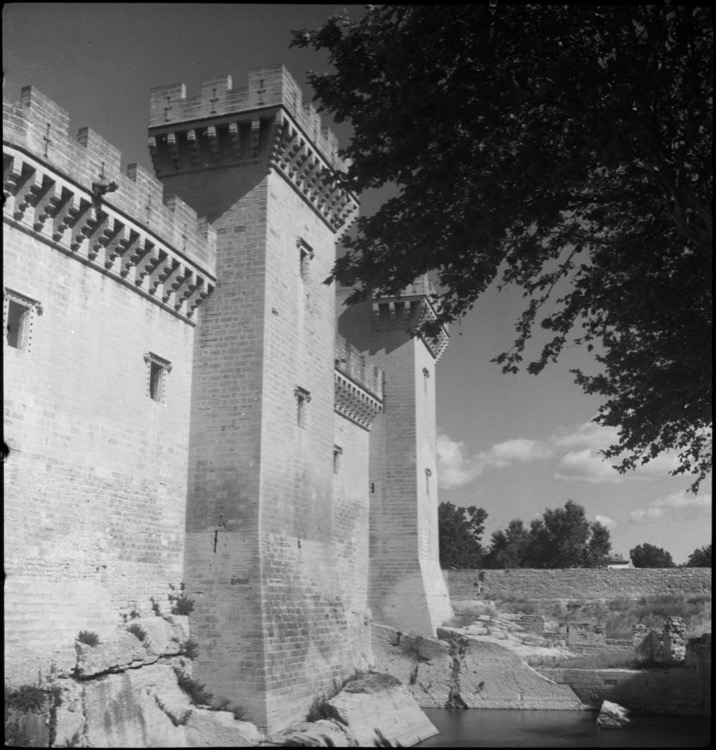 Tours à mâchicoulis