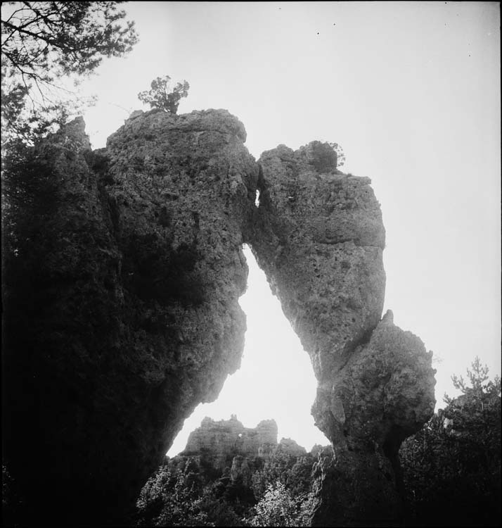 Chaos de Montpellier-le-Vieux, arche naturelle
