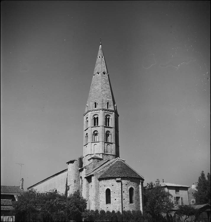 Ensemble sud, abside et clocher