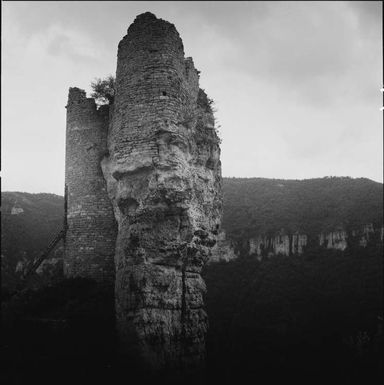 Ruines sur promontoire