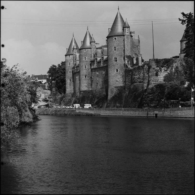 Façade sur l’Oust