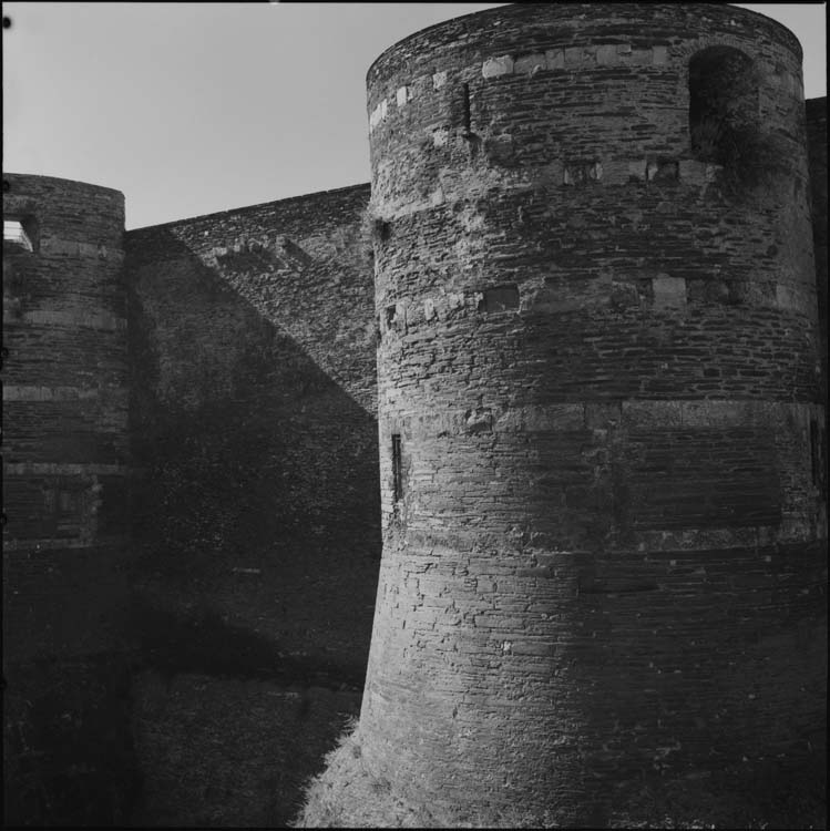 Remparts : tour, détail