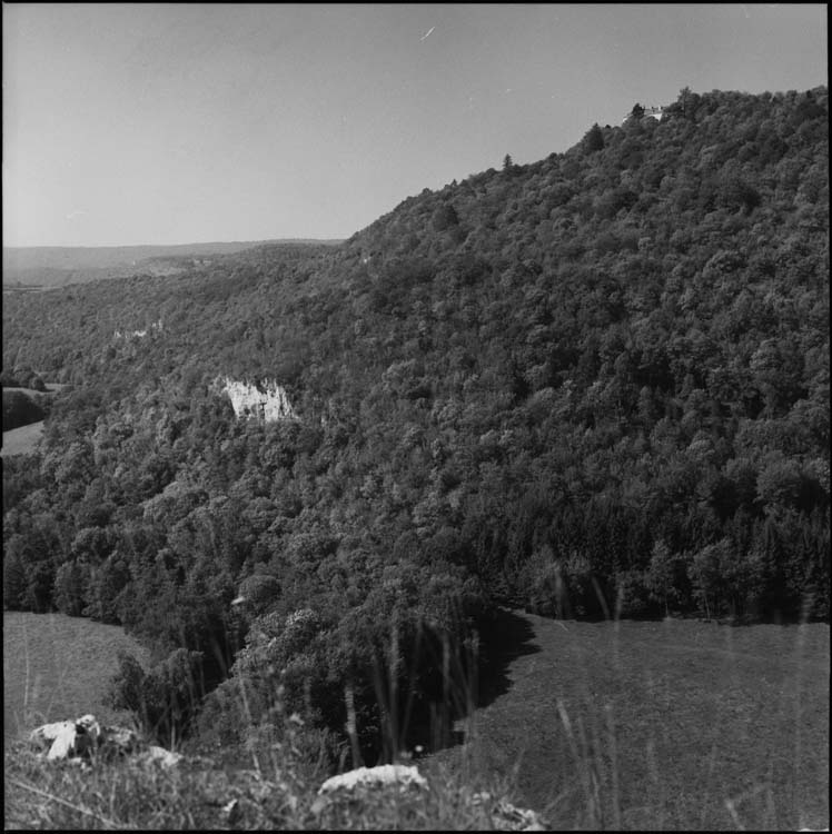 Château sis sur son promontoire