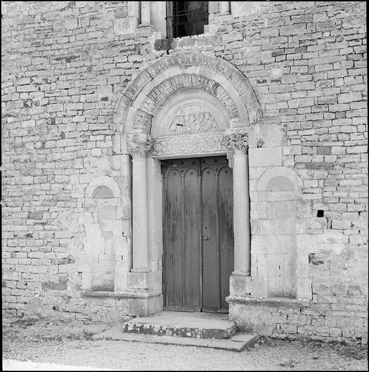 Porte de la façade ouest