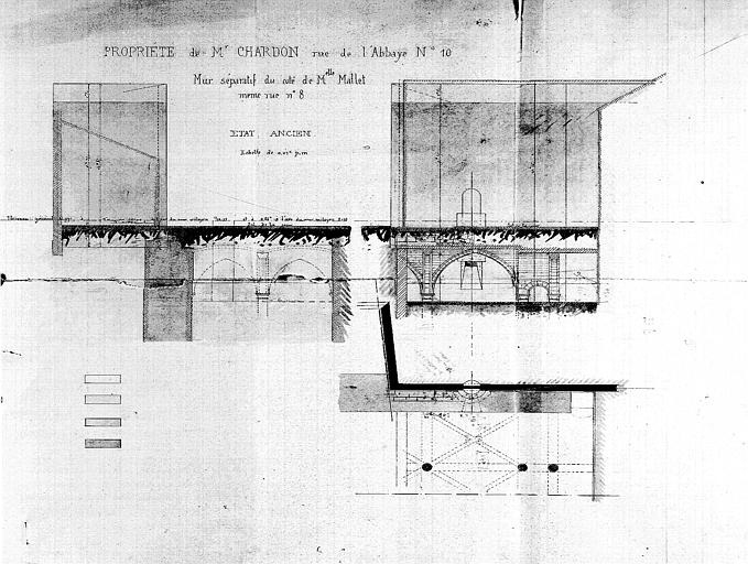 Mur séparant les numéros 8 et 10 de la rue de l'Abbaye sur l'emplacement de l'ancienne abbaye de saint Germain-des-Prés