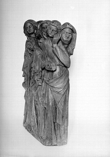 Bas-relief en bois : Pamoison de la Vierge (trois-quarts)