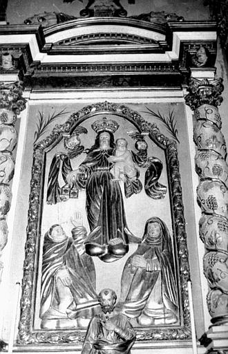 Retable latéral sud, Vierge du Mont-Carmel entre saint Simon de Stock et..., partie inférieure