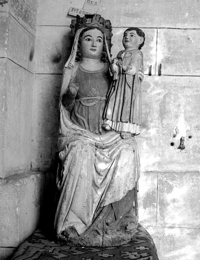 Statue en bois de la Vierge à l'Enfant - © Ministère de la Culture (France), Médiathèque du patrimoine et de la photographie, diffusion RMN-GP