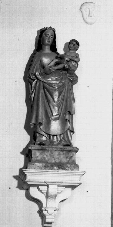 Statue en pierre dorée de la Vierge à l'Enfant