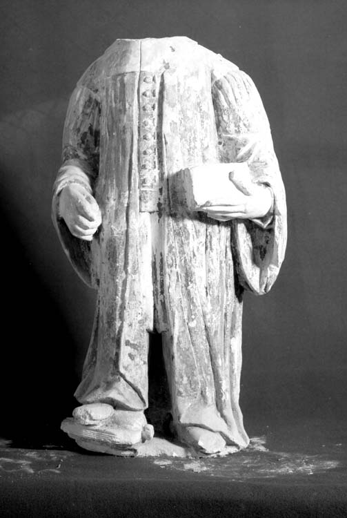 Statue représentant saint Yves