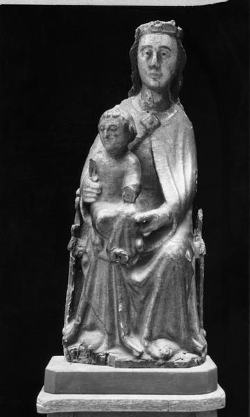 Statue : Vierge à l'Enfant assise