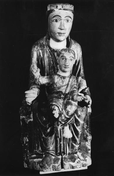 statue : Vierge à l'enfant