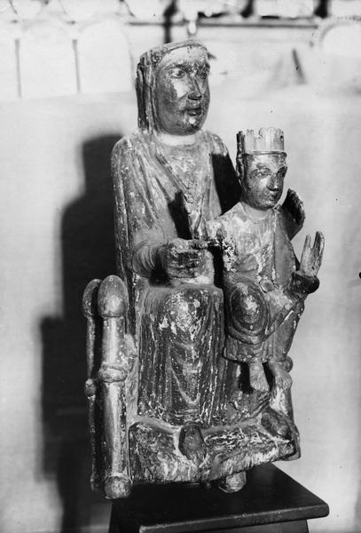 statue (figure vêtue) : Vierge à l'Enfant assise