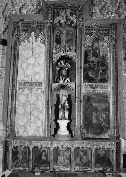 vue générale du retable de saint Michel