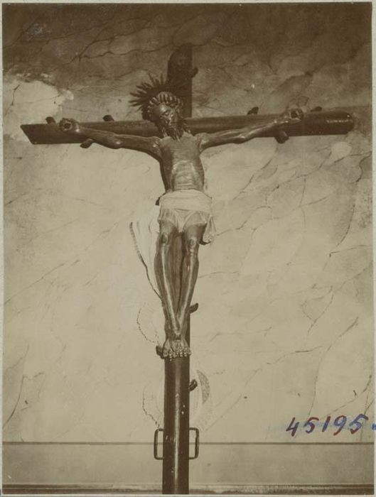 statue : Christ en croix - © Ministère de la Culture (France), Médiathèque du patrimoine et de la photographie, diffusion RMN-GP