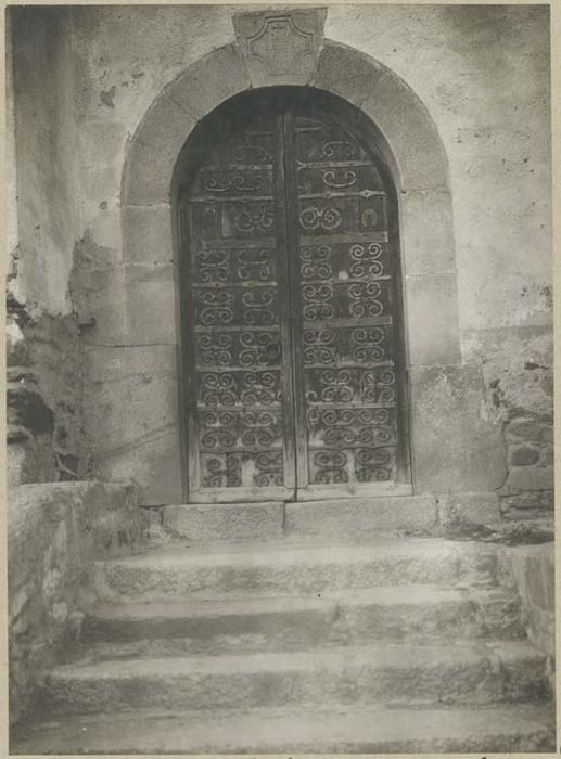vantaux, pentures - © Ministère de la Culture (France), Médiathèque du patrimoine et de la photographie, diffusion RMN-GP