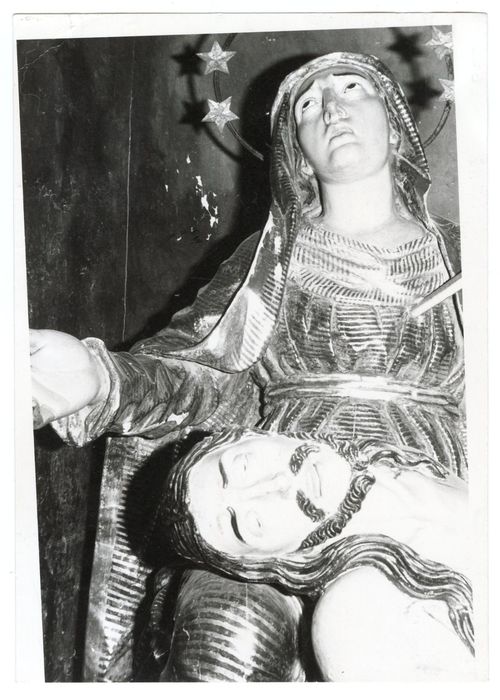 statue : Vierge de Pitié, vue partielle - © Ministère de la Culture (France), Médiathèque du patrimoine et de la photographie, diffusion GrandPalaisRmn Photo