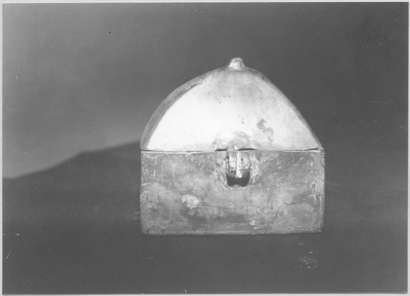 ampoule aux saintes huiles (chrémeau), vue générale - © Ministère de la Culture (France), Médiathèque du patrimoine et de la photographie, diffusion RMN-GP