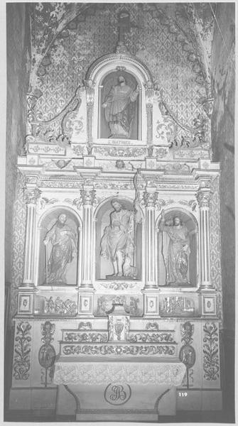 retable de saint Jean-Baptiste, gradins d'autel, tabernacle, 3 statues : saint Luc, saint Marc, saint Mathieu, vue générale