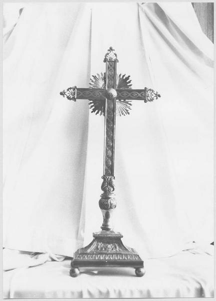 reliquaire de la Vraie Croix : Lignum crucis, vue générale - © Ministère de la Culture (France), Médiathèque du patrimoine et de la photographie, diffusion RMN-GP