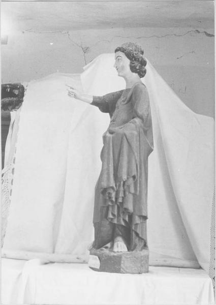 statue : archange Gabriel (l'), vue générale