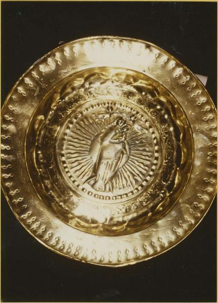 plat de quête, vue générale - © Ministère de la Culture (France), Médiathèque du patrimoine et de la photographie, diffusion RMN-GP